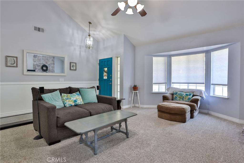 Redlands, CA 92374,1521 Vermont ST