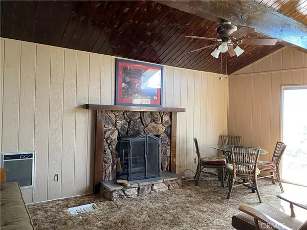 Arrowbear, CA 92382,2148 Tank RD