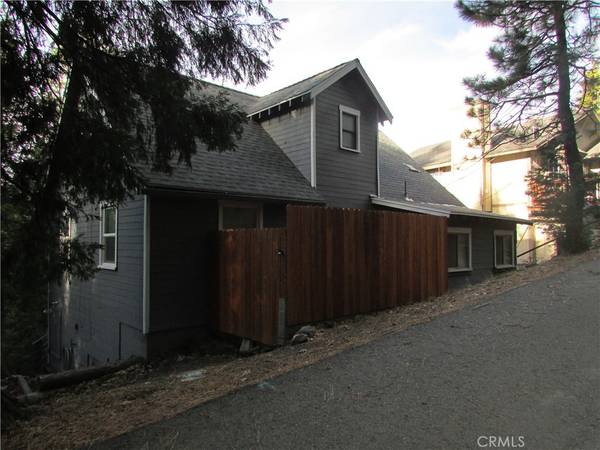 Cedarpines Park, CA 92322,22186 Pine Drive