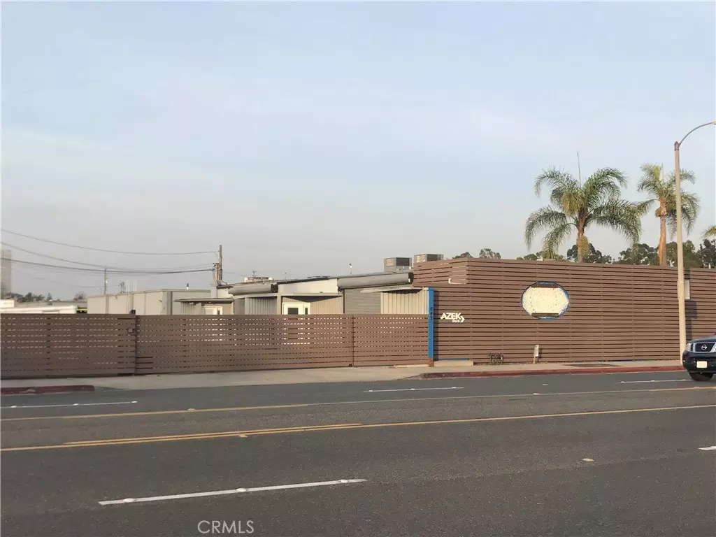 Costa Mesa, CA 92626,642 Baker ST