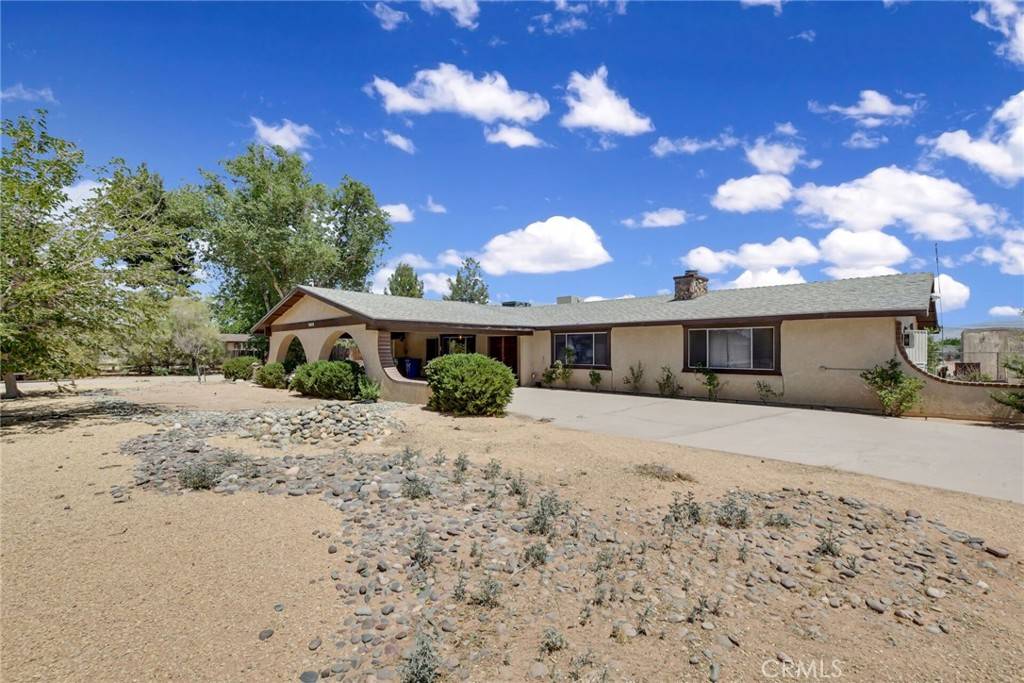 14845 Dakota RD, Apple Valley, CA 92307