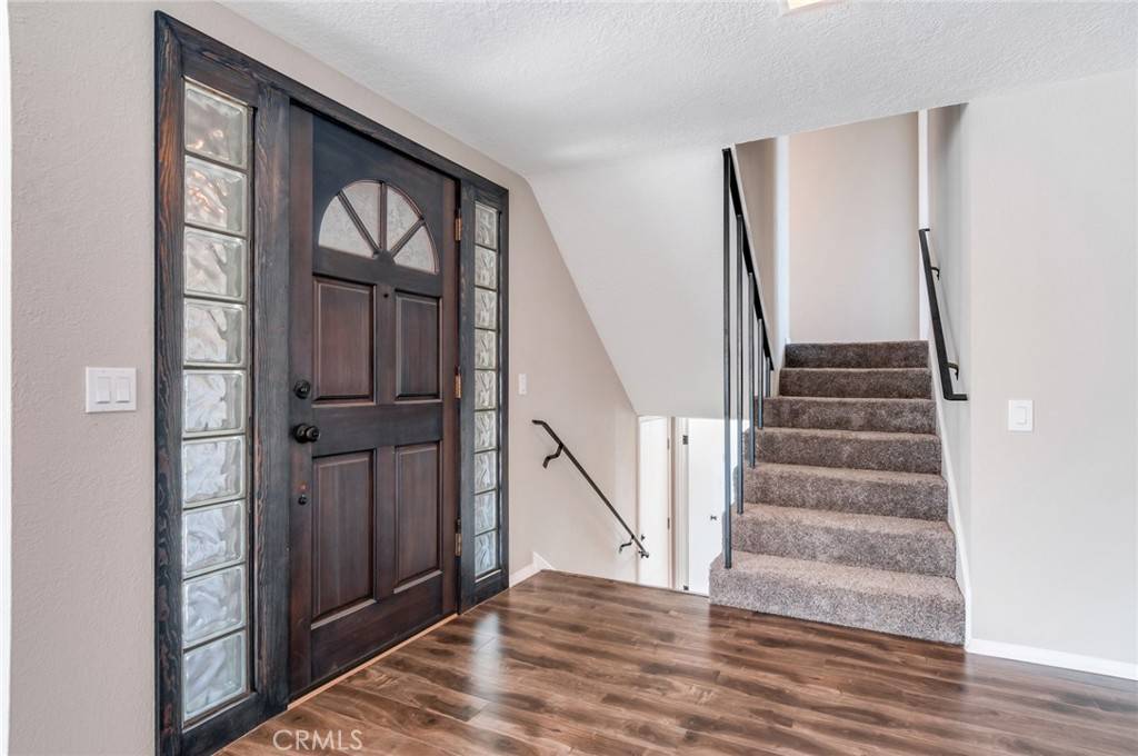 Corona, CA 92879,344 Termino AVE
