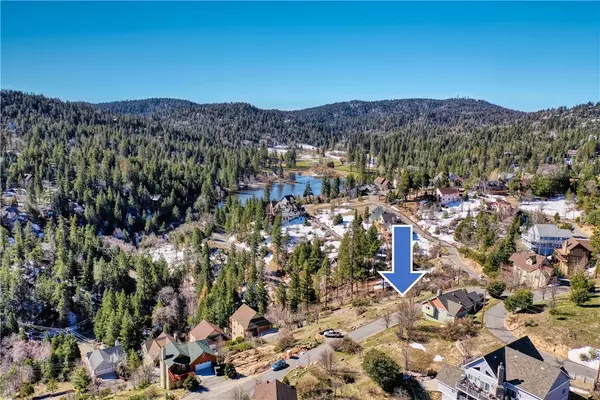 Lake Arrowhead, CA 92352,26805 Modoc LN