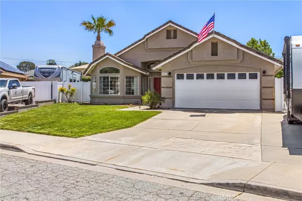 Calimesa, CA 92320,387 Halberta CIR