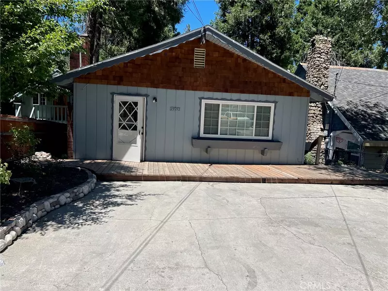 23952 Straight WAY, Crestline, CA 92325