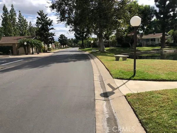 Santa Ana, CA 92705,1537 Wood LK