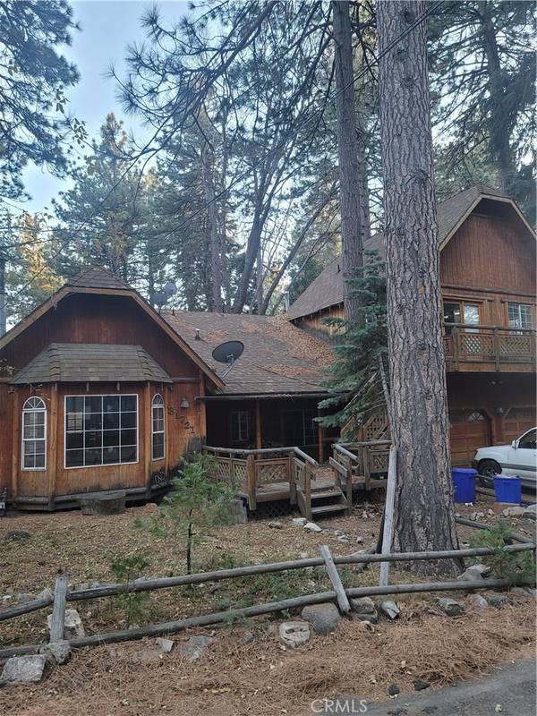 Running Springs, CA 92382,31721 Luring Pines DR