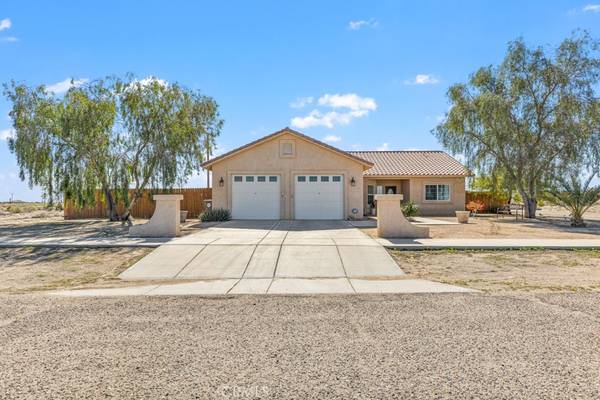 1081 Aberdeen DR, Thermal, CA 92274