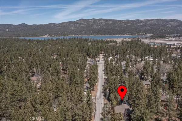 Big Bear Lake, CA 92315,615 Thrush DR