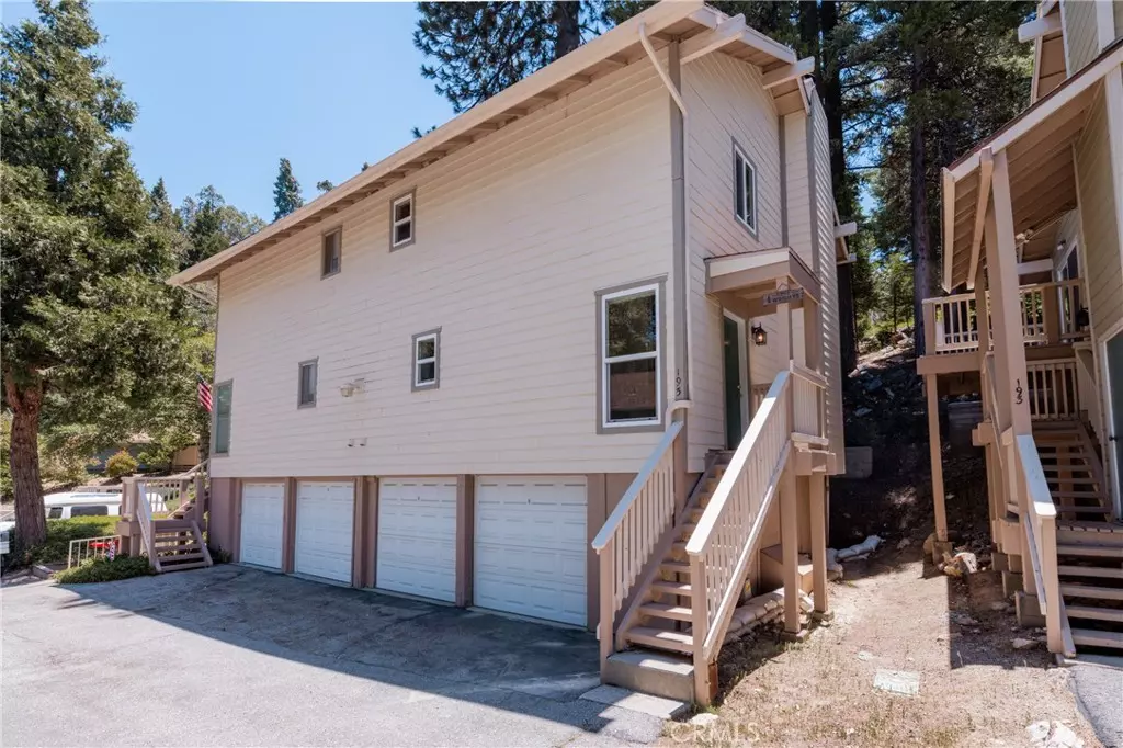 Lake Arrowhead, CA 92352,195 Rockledge