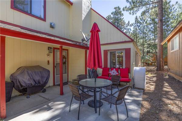 Sugarloaf, CA 92386,231 Sunset LN