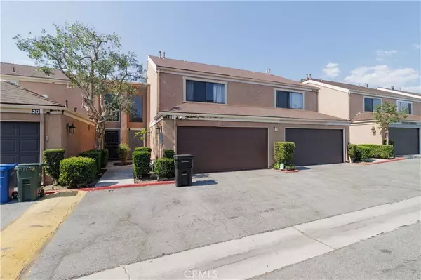 543 E Arrow #19, Azusa, CA 91702