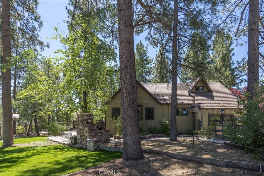 40153 Lakeview DR, Big Bear Lake, CA 92315