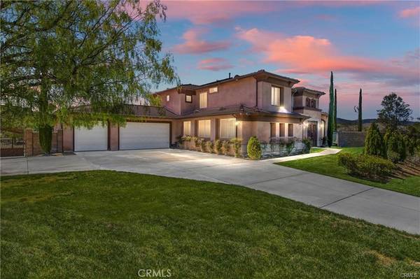 2136 Horse Trail DR, Redlands, CA 92373