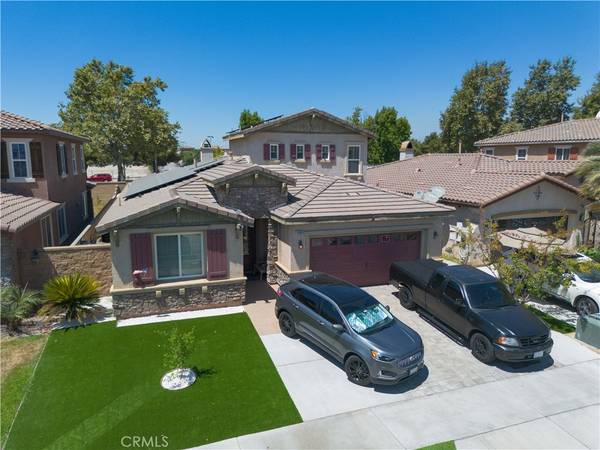 Fontana, CA 92337,10988 White Oak LN