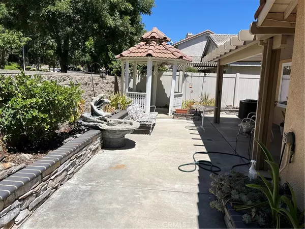 Highland, CA 92346,7776 Somerset LN