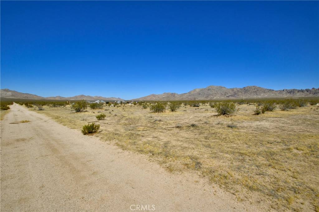 Lucerne Valley, CA 92356,0 Meander RD