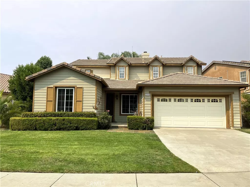 Yucaipa, CA 92399,33494 Warwick Hills RD