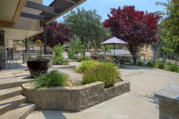 Oakhurst, CA 93644,49868 River Falls WAY