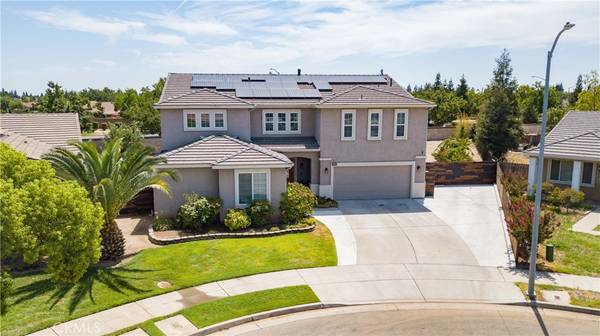 2722 Poe AVE, Clovis, CA 93611