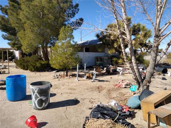 Pinon Hills, CA 92372,1638 Greasewood LN