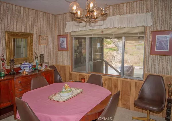 Squaw Valley, CA 93675,38080 Sweetbriar LN