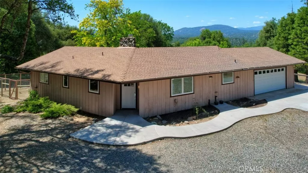 46109 Murray Hill DR, Oakhurst, CA 93644