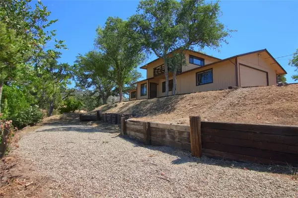 29007 Revis RD, Coarsegold, CA 93614