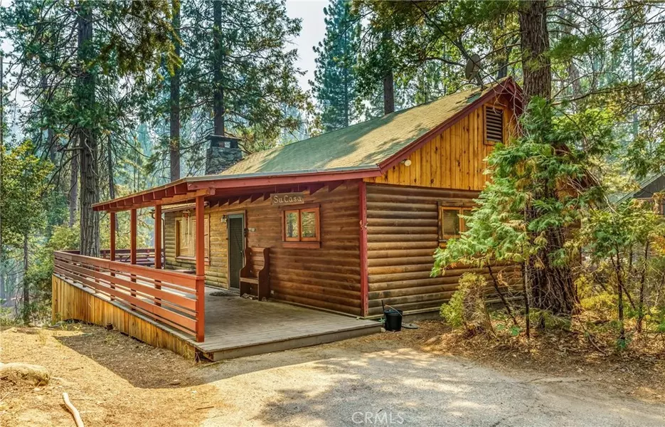 8032 Sugarpine PL, Wawona, CA 95389