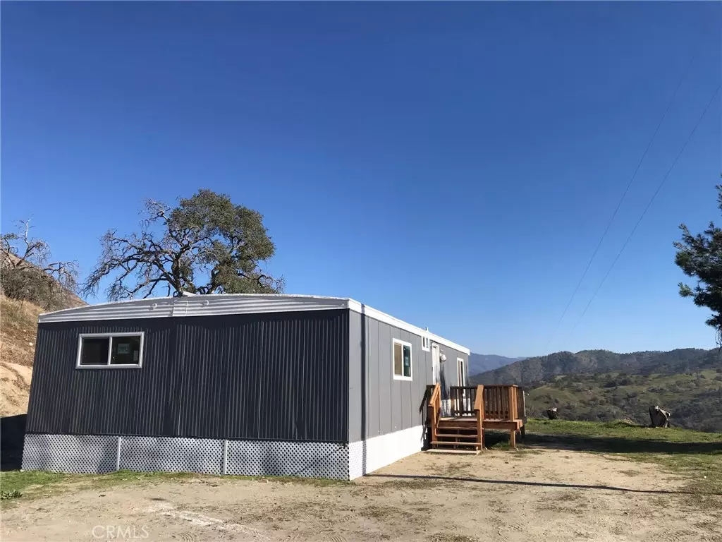 Squaw Valley, CA 93675,893 Marlar LN