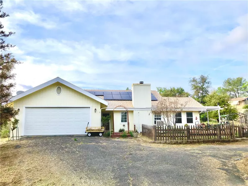 31235 Revis RD, Coarsegold, CA 93614