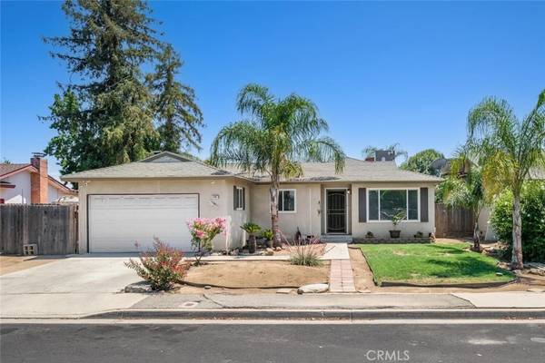 1744 Cherryfield AVE, Clovis, CA 93611