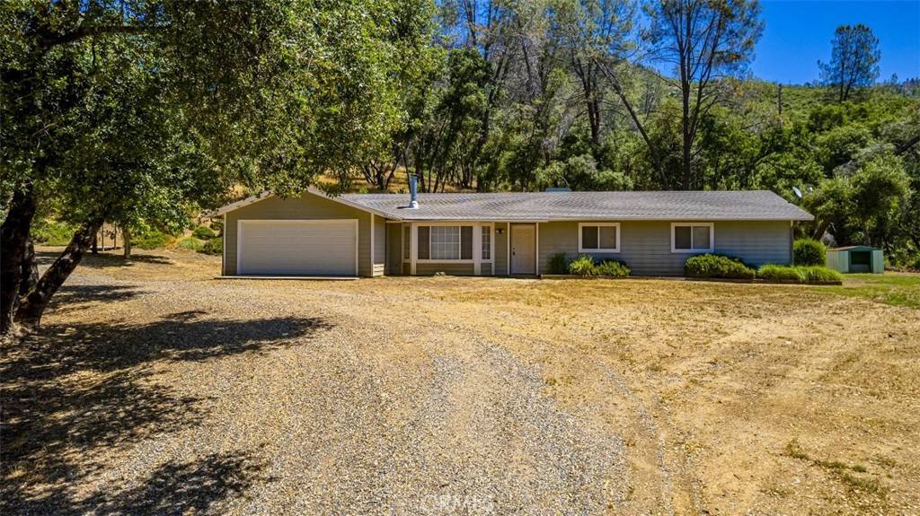 34457 Bear Clover CIR, North Fork, CA 93643