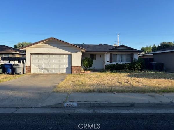 670 W Santa Ana AVE, Clovis, CA 93612