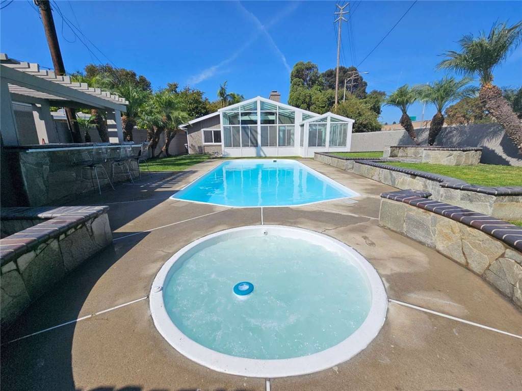 2350 Faust AVE, Long Beach, CA 90815