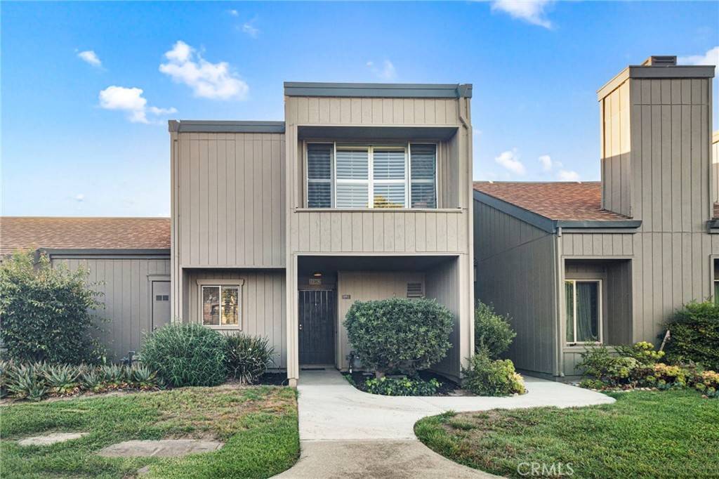 1082 Jost LN, Alameda, CA 94502