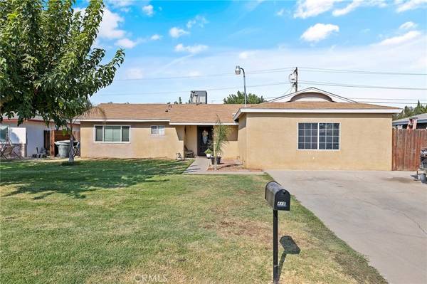 415 Alder DR, Lemoore, CA 93245