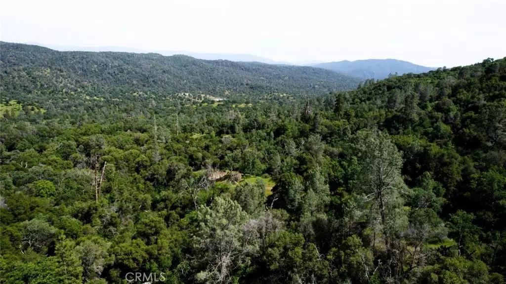 2 Road 200, Coarsegold, CA 93614