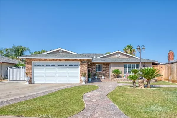 1346 Adler DR, Clovis, CA 93612