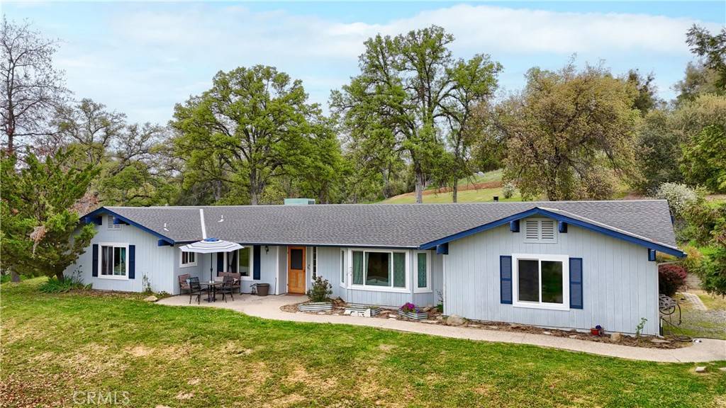 41820 Dillon CIR, Ahwahnee, CA 93601