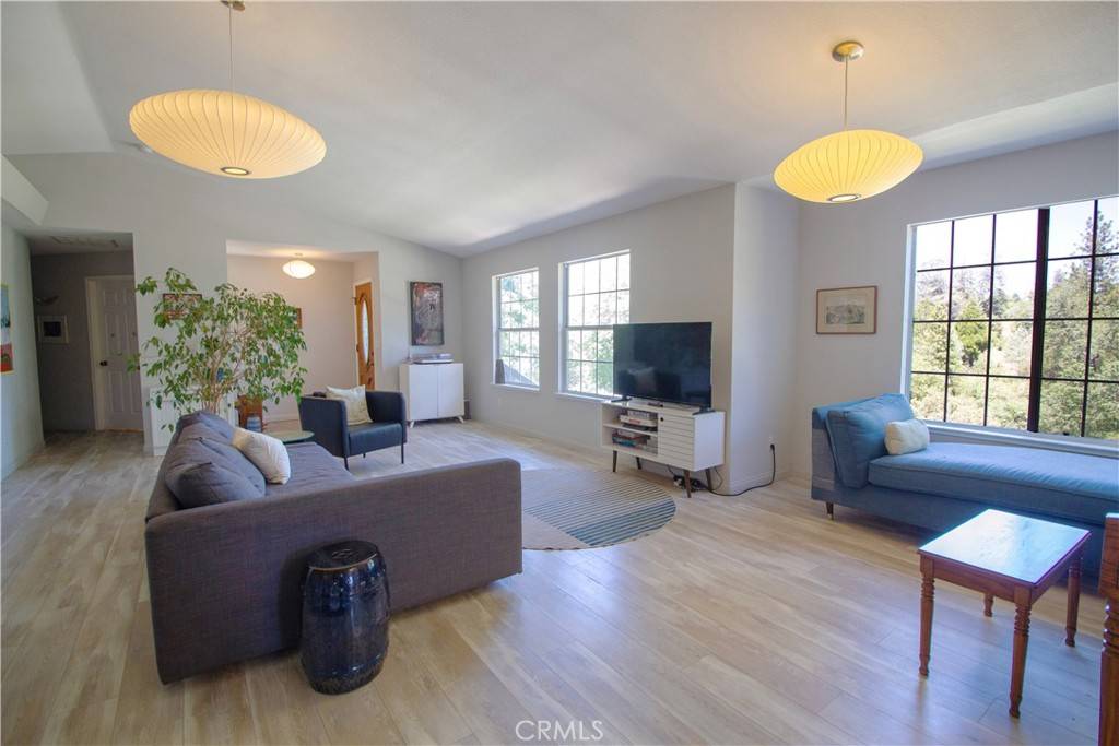 North Fork, CA 93643,32760 Ram LN