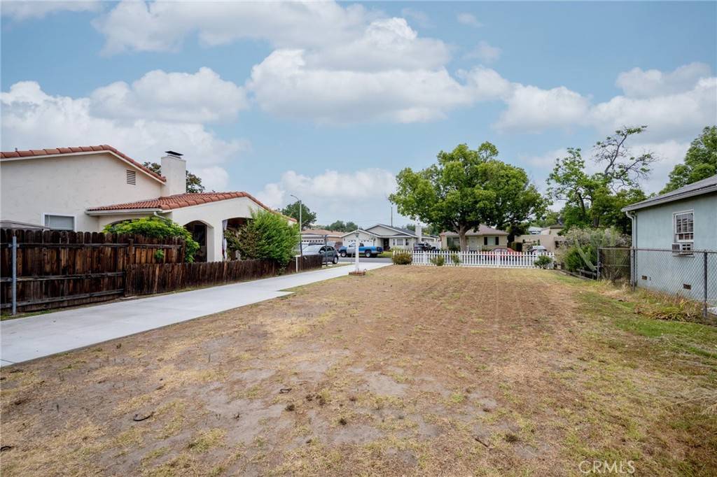 Burbank, CA 91506,137 N Lincoln ST