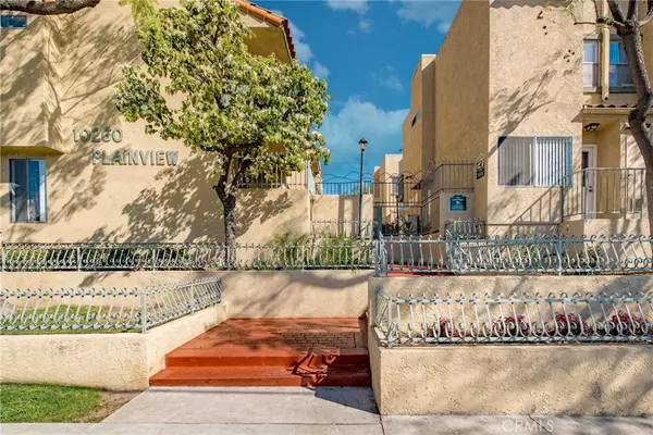 10260 Plainview AVE #11, Tujunga, CA 91042