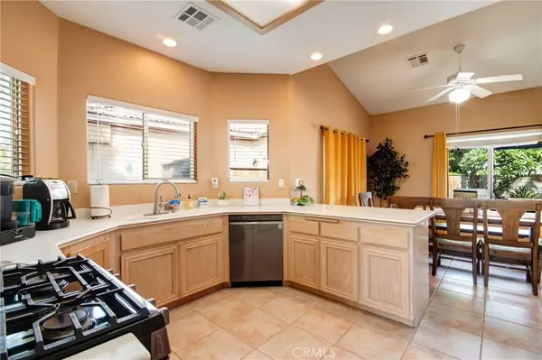 La Quinta, CA 92253,79110 Arbola CIR