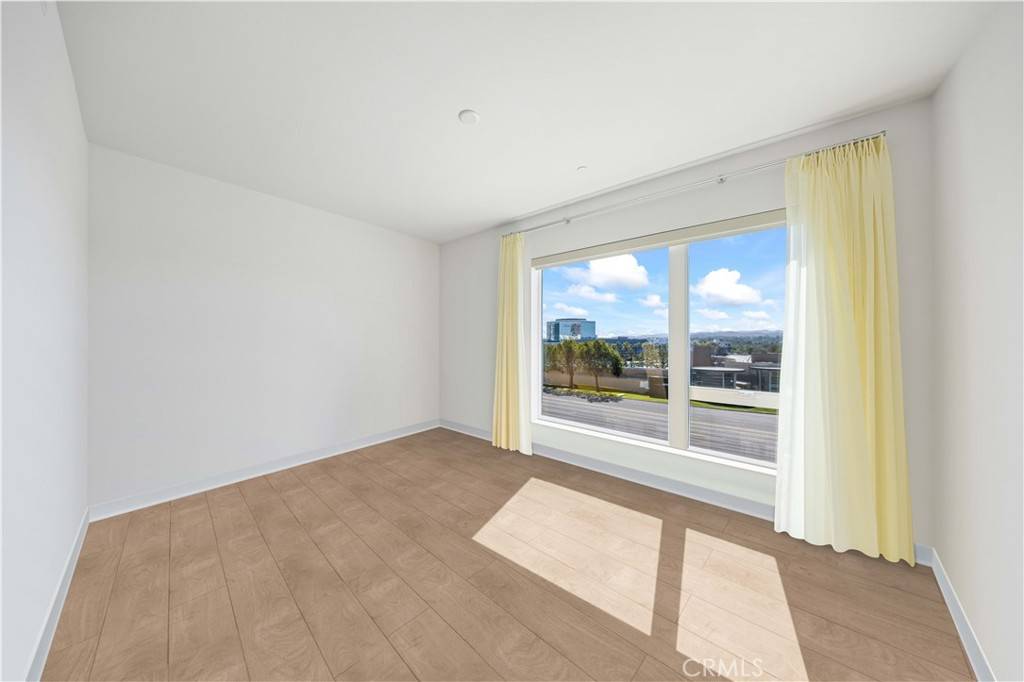 Irvine, CA 92612,2513 Rivington