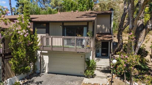 Sun Valley, CA 91352,10831 Roycroft ST #8