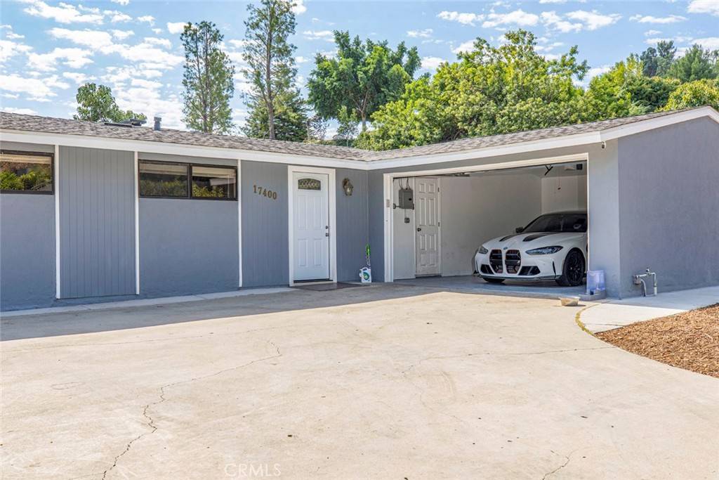 Granada Hills, CA 91344,17400 Fairland CT