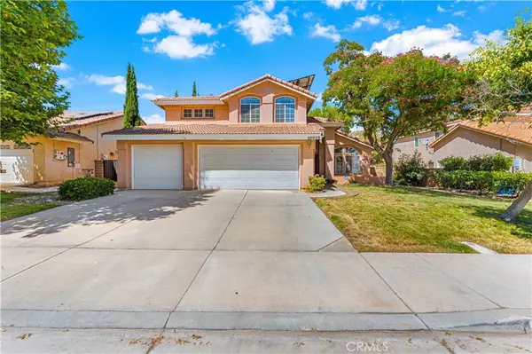 Palmdale, CA 93551,40059 Lloyds CT