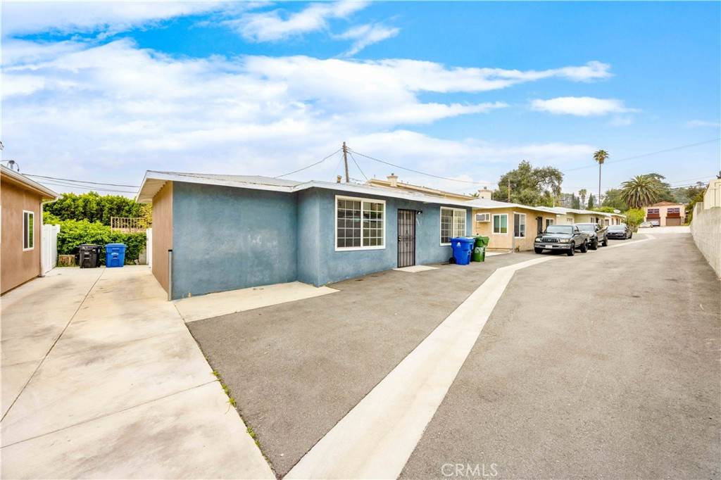 Tujunga, CA 91042,6940 Valmont