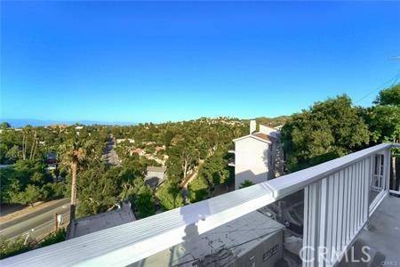 21651 Yucatan AVE, Woodland Hills, CA 91364